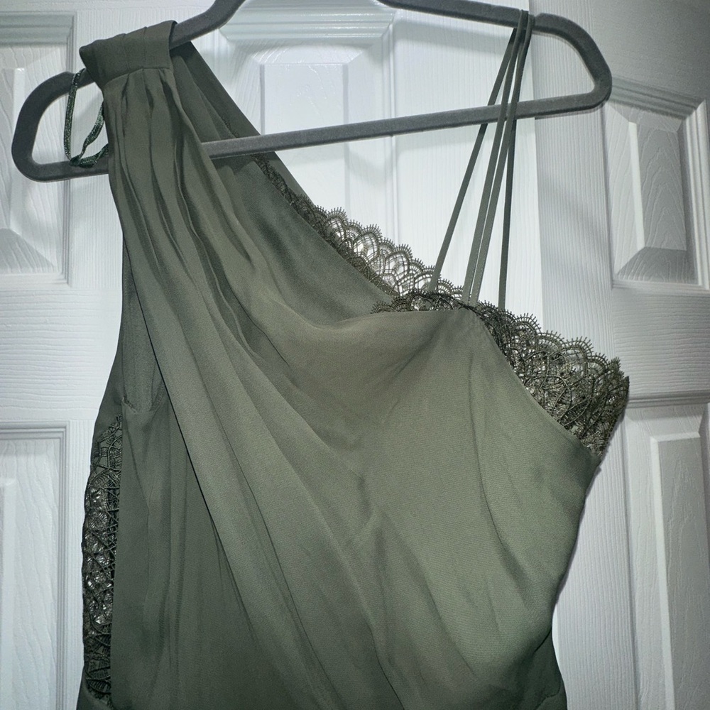 Reiss River Asymmetric Shoulder Playsuit - Picture 4 of 11